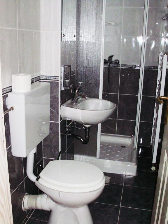 Pansion Izvor Otel Korenica Oda fotoğraf