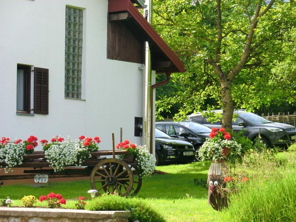 Pansion Izvor Otel Korenica Dış mekan fotoğraf
