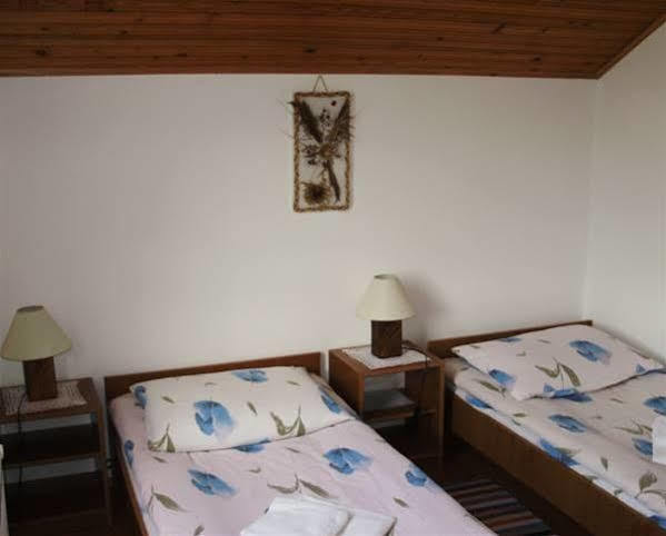 Pansion Izvor Otel Korenica Dış mekan fotoğraf